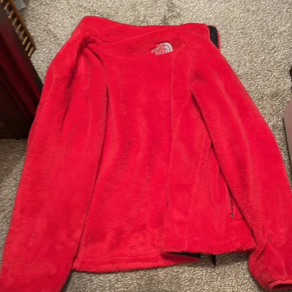 North Face Women’s Osito Fleece Jacket - Picture 2 of 2
